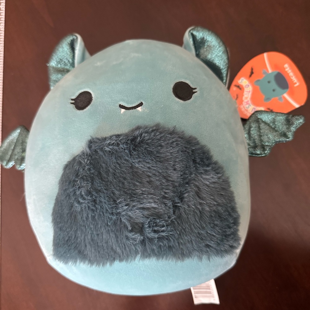 NWT Squishmallow 2022 Limited Halloween Edition 8in Lucasta Foil Winged Teal Bat